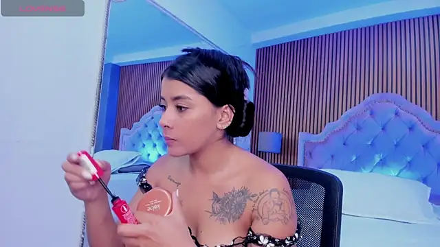 Snapshot of SelenaStonne chatting on October 2025 07:46:01 PM SelenaStonne online show from October 2025 07:46:01 PM