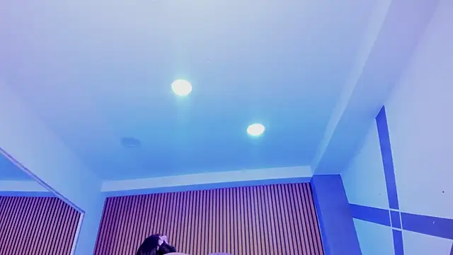 Snapshot of SelenaStonne chatting on October 2025 07:15:02 PM SelenaStonne online show from October 2025 07:15:02 PM