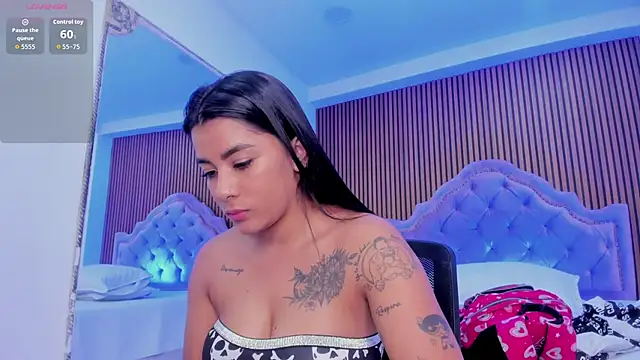 Snapshot of SelenaStonne chatting on November 2025 07:47:02 PM SelenaStonne online show from November 2025 07:47:02 PM