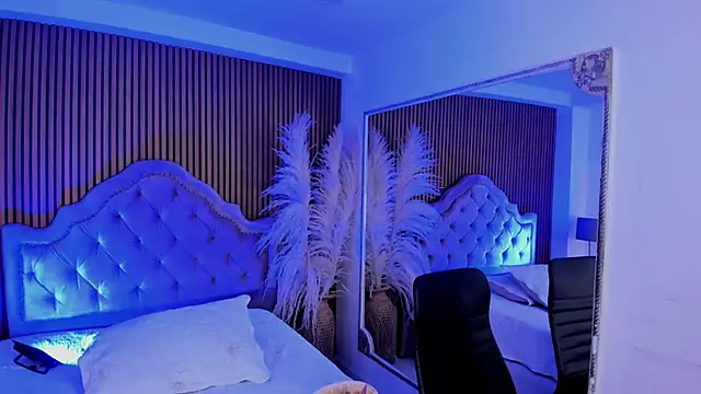 SelenaStonne online show from February 2026 07:55:02 PM