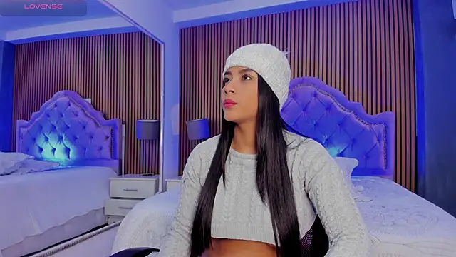 Snapshot of SelenaStonne chatting on September 2025 07:39:02 PM SelenaStonne online show from September 2025 07:39:02 PM