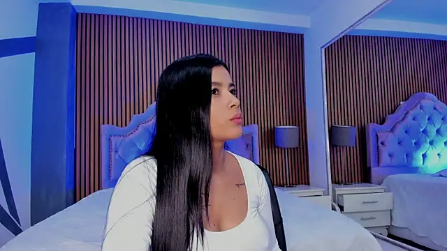 Snapshot of SelenaStonne chatting on September 2025 09:10:02 PM SelenaStonne online show from September 2025 09:10:02 PM