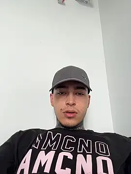 samm4044 online show from April 2026 04:52:02 PM