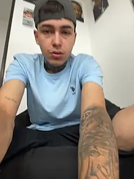 samm4044 online show from April 2026 04:35:02 PM