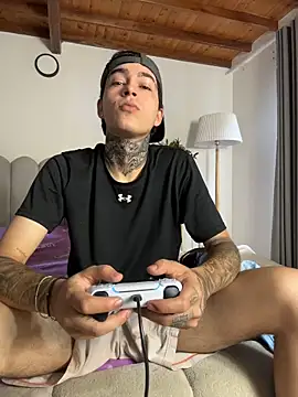 samm4044 online show from February 2026 07:35:02 PM