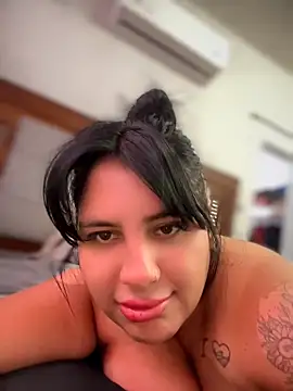 Snapshot of victoria_amatista_ chatting on June 2026 06:57:01 PM victoria amatista online show from June 2026 06:57:01 PM
