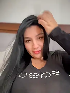victoria amatista  online show from May 2026 10:02:01 PM