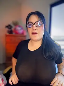 victoria amatista  online show from February 2026 06:19:01 PM