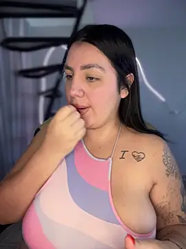 victoria amatista  online show from January 2026 11:31:02 PM