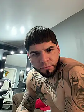 crazybarber69 online show from February 2026 03:54:02 PM