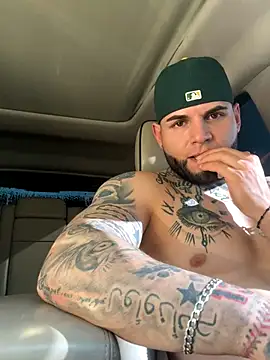 crazybarber69 online show from November 2025 09:04:02 PM