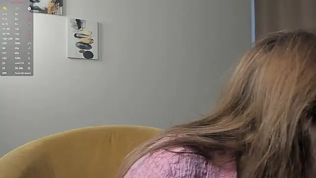 TaiteFairfield online show from March 2026 07:52:02 AM