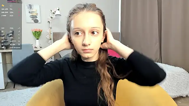 TaiteFairfield online show from March 2026 07:04:02 AM