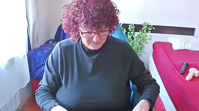 -Curvy- online show from December 2025 09:32:01 AM