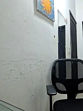 channell0 online show from November 2025 05:07:01 AM