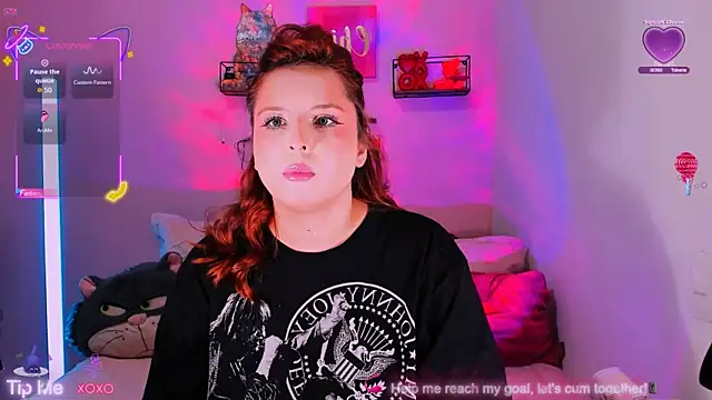 Snapshot of Rosie_Good_girl chatting on June 2026 02:50:02 AM Rosie Good girl online show from June 2026 02:50:02 AM