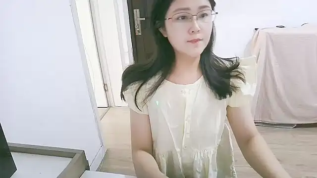 Snapshot of 98bunny chatting on June 2026 02:53:02 AM 98bunny online show from June 2026 02:53:02 AM