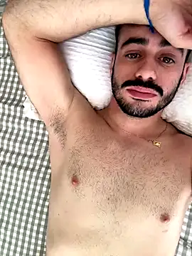 Carl242000 online show from November 2025 10:19:02 AM