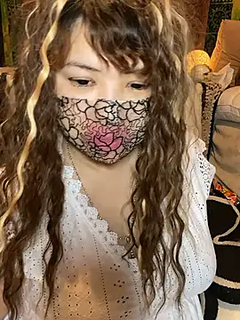 Snapshot of xoxLILxMELOxox chatting on October 2025 04:52:02 PM xoxLILxMELOxox online show from October 2025 04:52:02 PM
