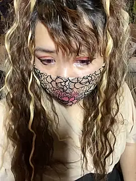 Snapshot of xoxLILxMELOxox chatting on October 2025 04:30:01 PM xoxLILxMELOxox online show from October 2025 04:30:01 PM