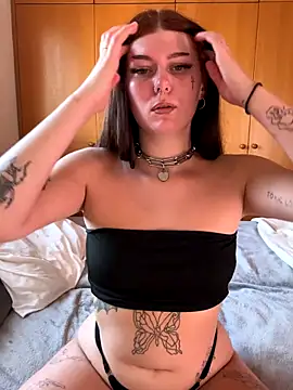 onlyellielosch online show from October 2025 02:40:02 PM
