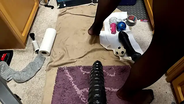 SharkedTaxis online show from November 2025 01:37:02 PM