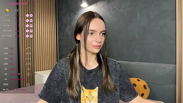 litlle angelll online show from April 2026 06:10:01 PM