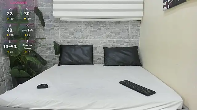 MeganBlazze online show from October 2025 04:03:01 AM