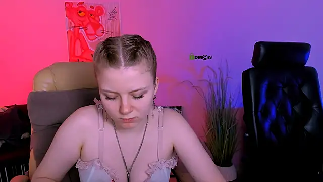 Snapshot of foxy_tease_ chatting on November 2025 03:07:01 AM foxy tease online show from November 2025 03:07:01 AM