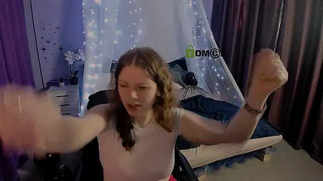 foxy tease  online show from October 2025 11:27:02 PM