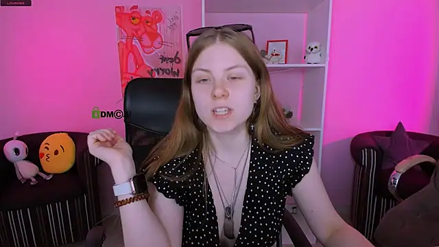 foxy tease  online show from September 2025 06:59:02 PM