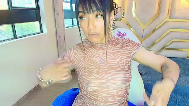 Snapshot of Soleil_66 chatting on September 2025 08:48:02 PM Soleil 66 online show from September 2025 08:48:02 PM
