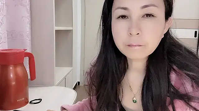 JackieBell online show from November 2025 10:46:01 PM