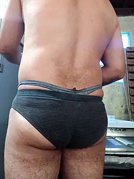 juanpa8453 online show from October 2025 05:16:02 PM