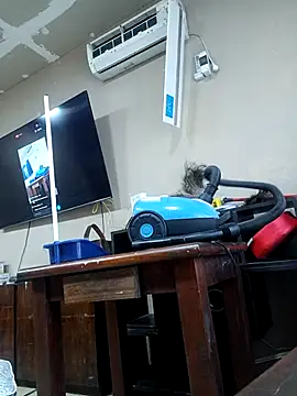 juanpa8453 online show from November 2025 05:24:02 PM