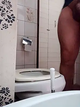 juanpa8453 online show from November 2025 04:21:01 PM