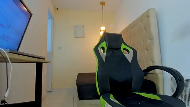 Darkknightx01 online show from November 2025 01:31:02 AM