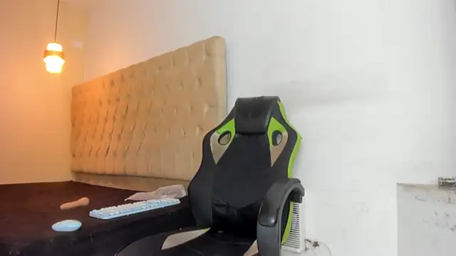 Darkknightx01 online show from March 2026 02:11:01 AM