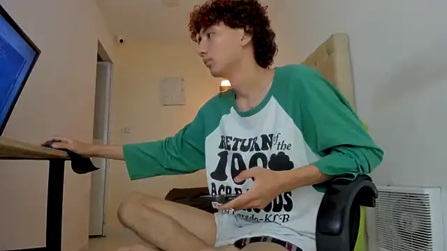 Darkknightx01 online show from November 2025 01:44:02 AM