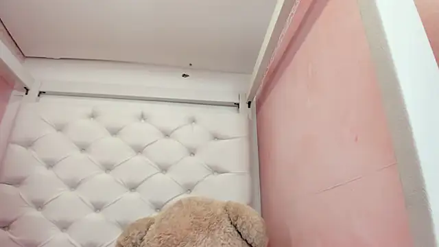 Snapshot of eimy_skinny_ chatting on February 2026 01:00:02 PM eimy skinny online show from February 2026 01:00:02 PM