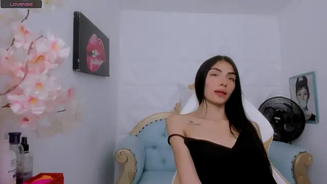 Snapshot of eimy_skinny_ chatting on October 2025 05:00:02 PM eimy skinny online show from October 2025 05:00:02 PM