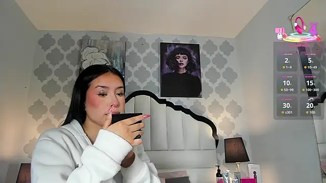 SarahMiler  online show from November 2025 07:50:01 PM