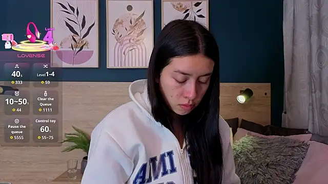 SarahMiler  online show from February 2026 11:43:01 AM