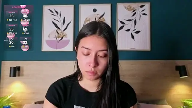 SarahMiler  online show from November 2025 07:52:02 PM