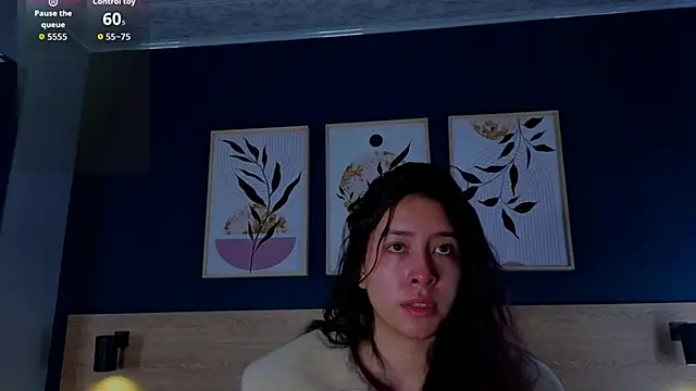 SarahMiler  online show from October 2025 11:42:01 AM