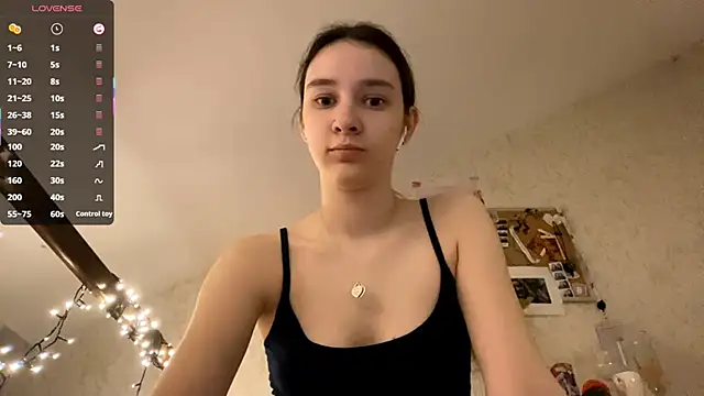 Snapshot of DanaCore chatting on September 2025 07:21:02 PM DanaCore online show from September 2025 07:21:02 PM