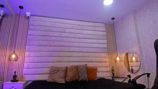 VictoriaaBlair online show from April 2026 09:39:33 PM