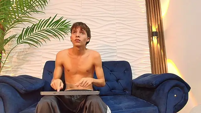 Pavo tv online show from June 2026 11:43:01 AM
