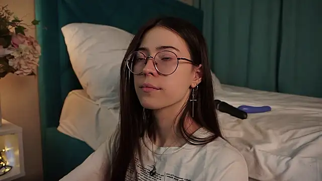 ywixos online show from March 2026 03:08:01 PM