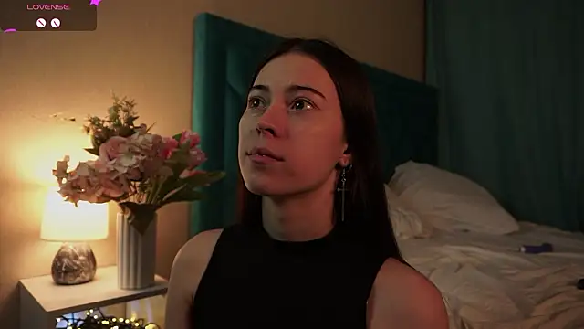 ywixos online show from March 2026 03:46:02 PM